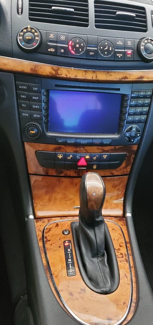 Used 2006 Mercedes-Benz E 350 Sedan image 20