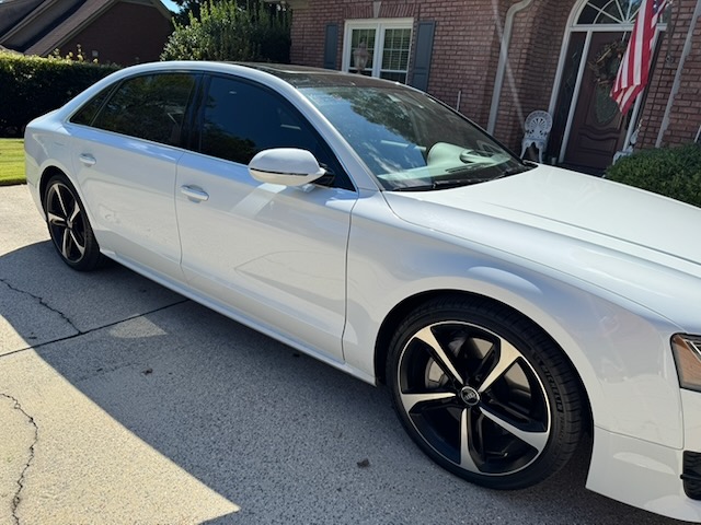 Used 2016 Audi A8 L 4.0T w/ Driver Assistance Package AWD/4WD image 2