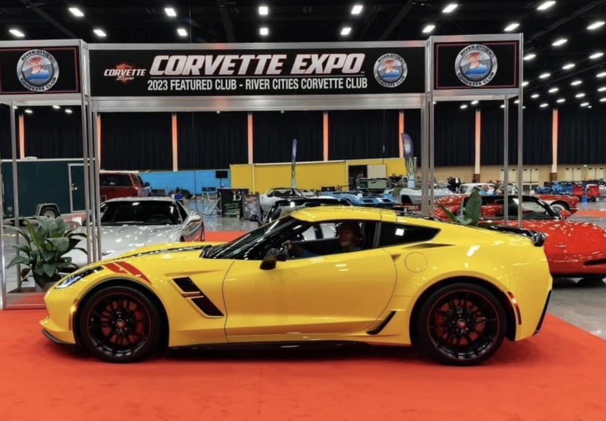 Used 2019 Chevrolet Corvette Grand Sport RWD image 1