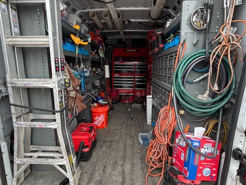 Used 2018 RAM ProMaster 2500 w/ Interior Convenience Group image 11