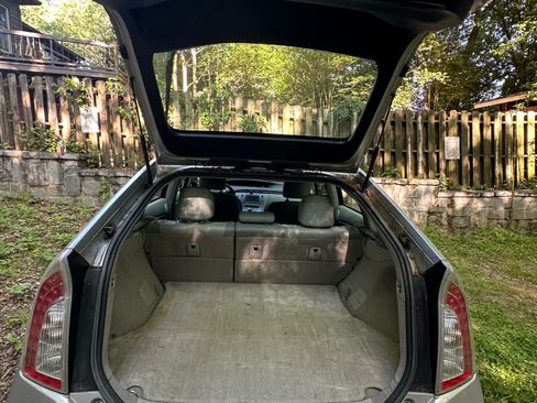 Used 2013 Toyota Prius Four FWD image 6
