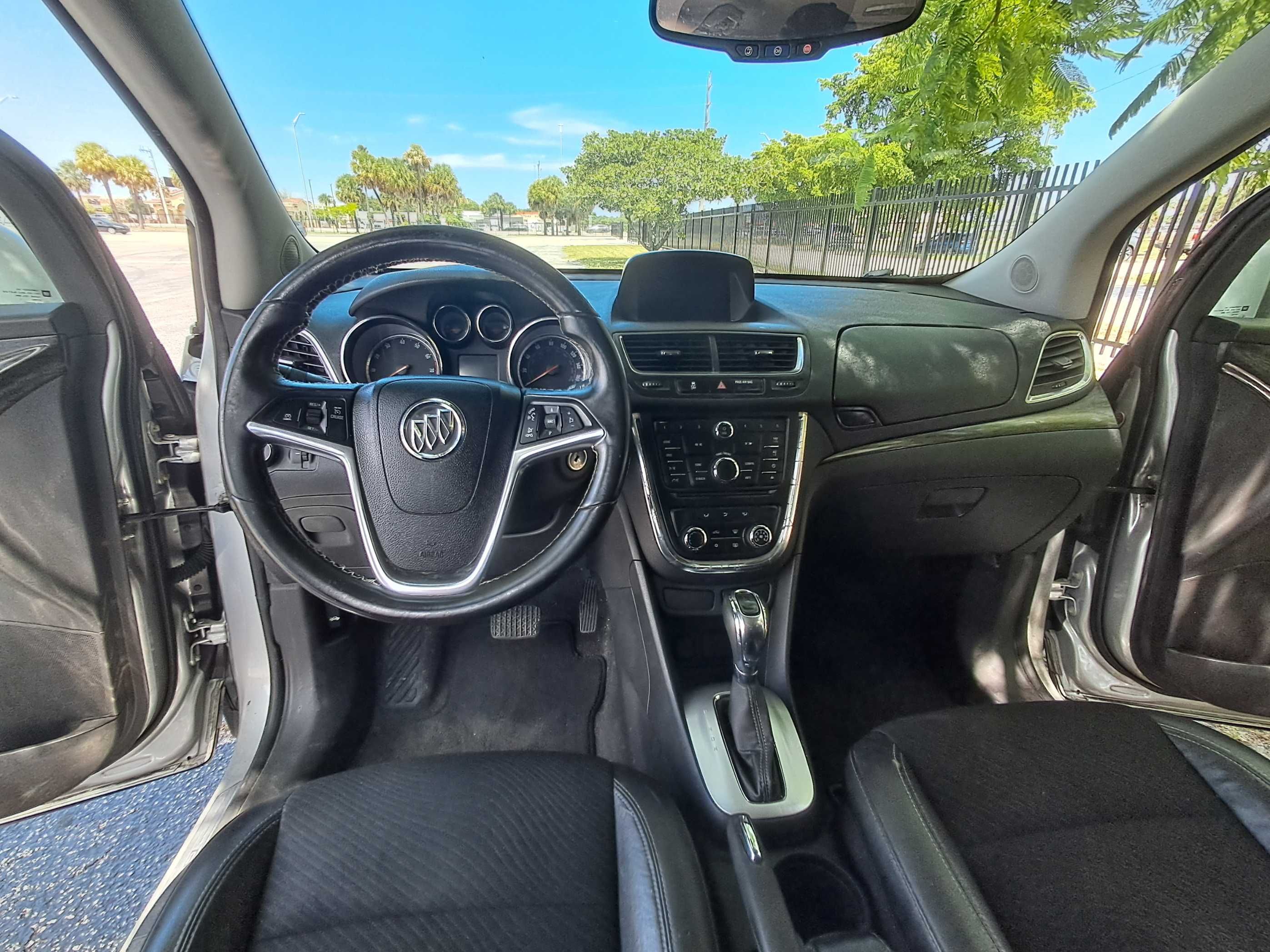Used 2014 Buick Encore FWD image 11