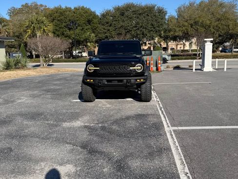 Used 2024 Ford Bronco Wildtrak image 5