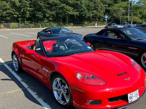 Used 2010 Chevrolet Corvette Grand Sport w/ Preferred Equipment Group image 4