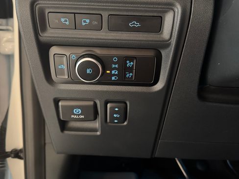 Used 2023 Ford F150 Lariat w/ Equipment Group 502A High AWD/4WD image 19