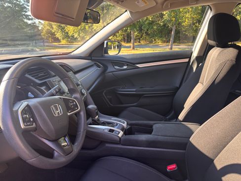Used 2020 Honda Civic LX image 10