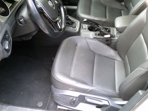 Used 2015 Volkswagen Golf SEL image 24