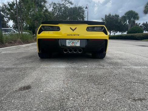 Used 2016 Chevrolet Corvette Z06 w/ 3LZ Preferred Equipment Group RWD image 5