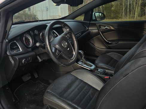 Used 2016 Buick Cascada Premium image 9