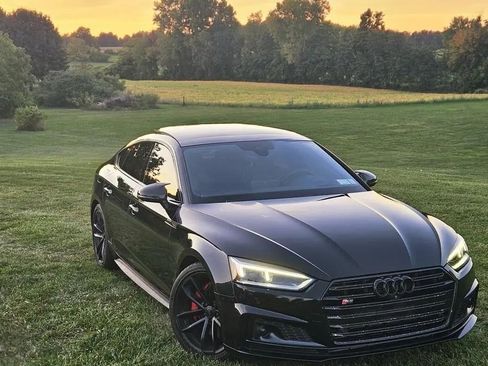 Used 2018 Audi S5 Prestige w/ S Sport Package image 2