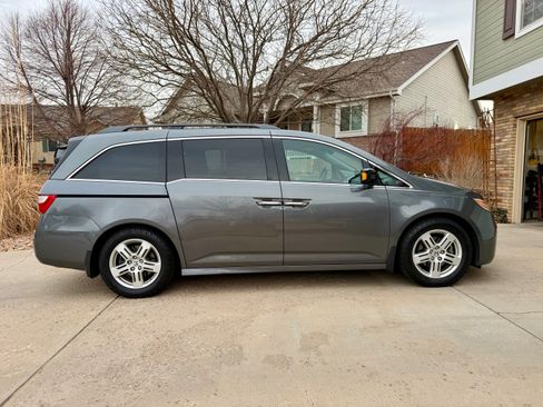 Used 2012 Honda Odyssey Touring image 5