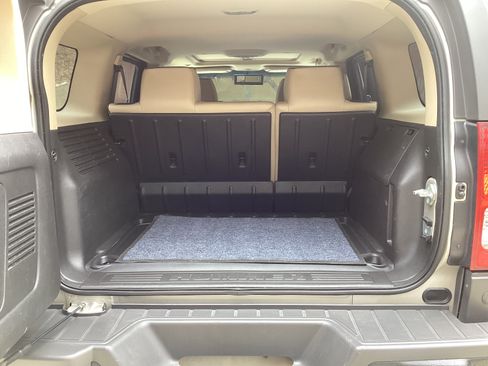 Used 2008 HUMMER H3 Luxury image 11