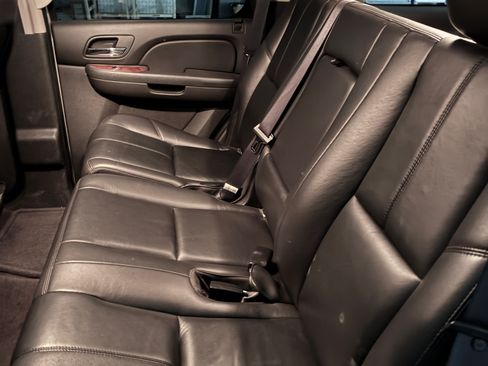 Used 2011 Chevrolet Tahoe 4WD Hybrid image 17