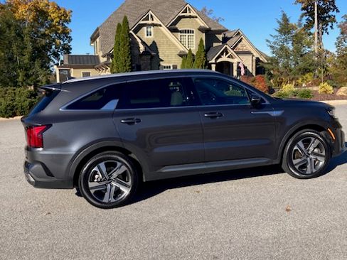 Used 2024 Kia Sorento SX Prestige image 5