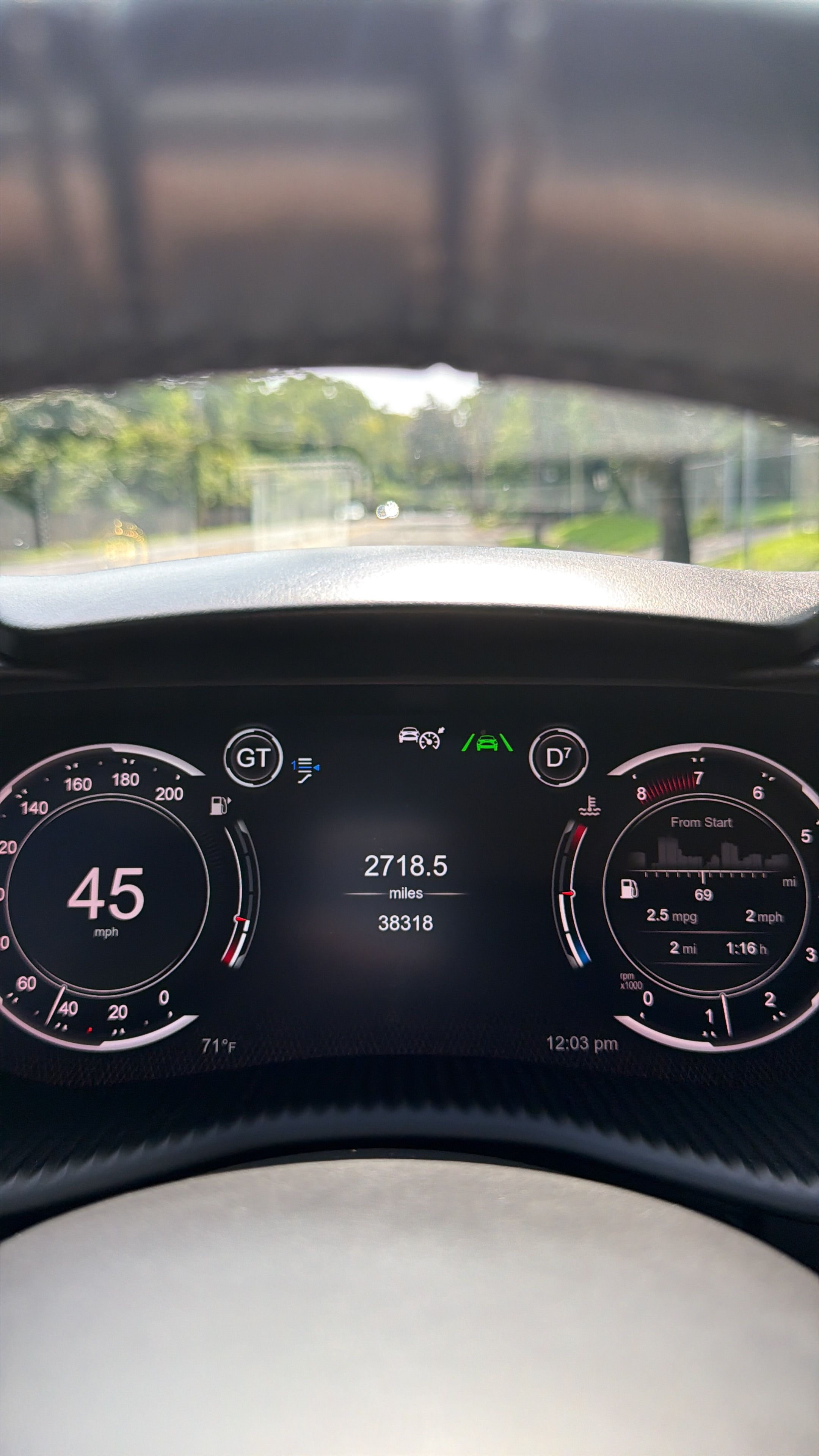 Used 2021 Aston Martin DBX AWD/4WD image 28