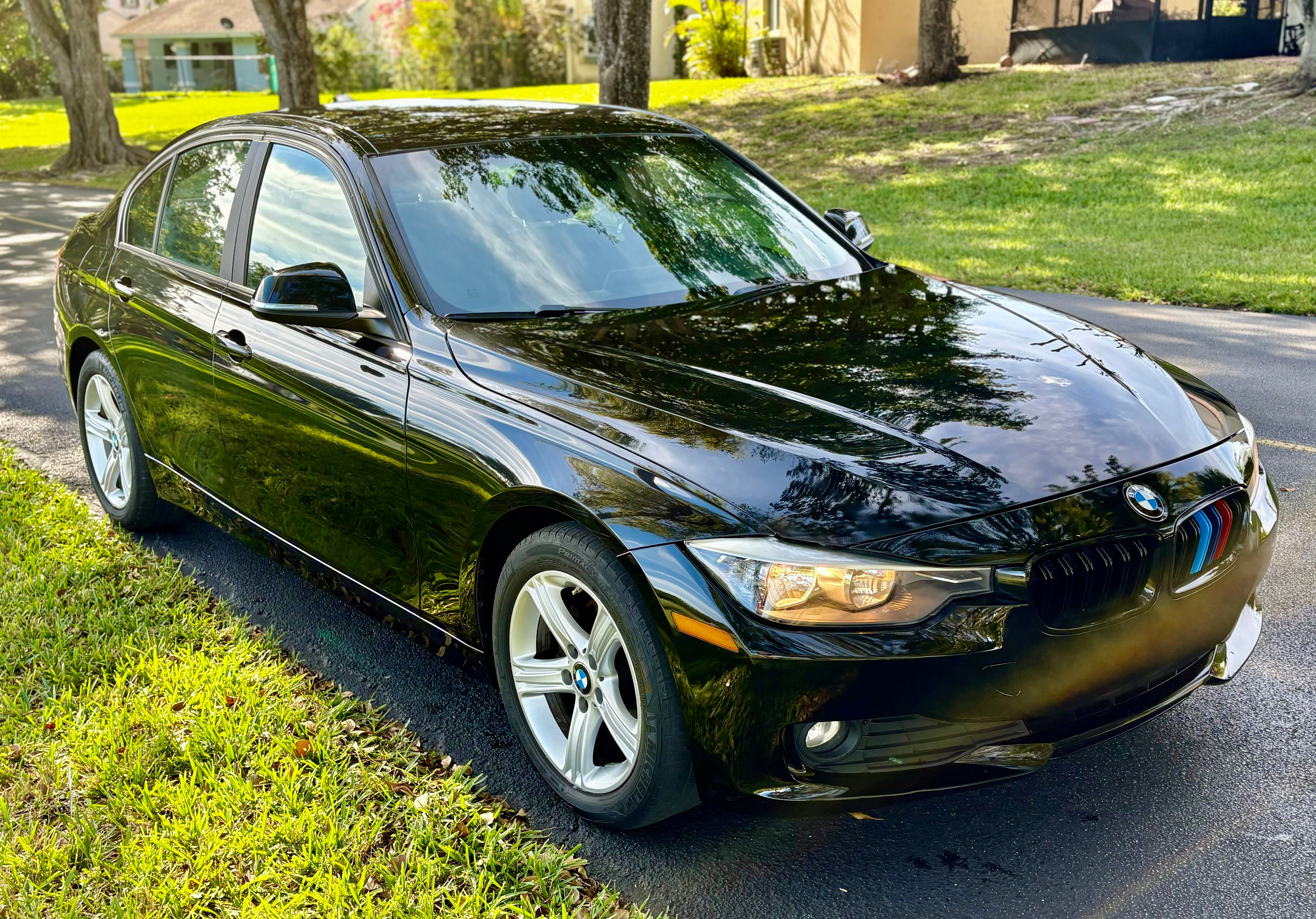 Used 2014 BMW 320i Sedan RWD image 5