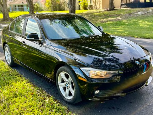 Used 2014 BMW 320i Sedan image 5