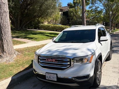Used 2018 GMC Acadia SLT
