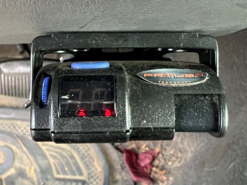 Used 2005 Ford F250 XLT image 12