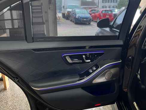 Used 2022 Mercedes-Benz S 580 4MATIC Sedan image 21