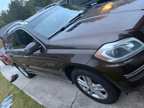 Used 2014 Mercedes-Benz GL 450 4MATIC image 9