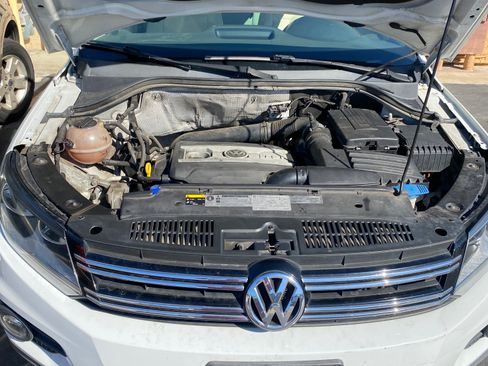 Used 2015 Volkswagen Tiguan SEL image 10