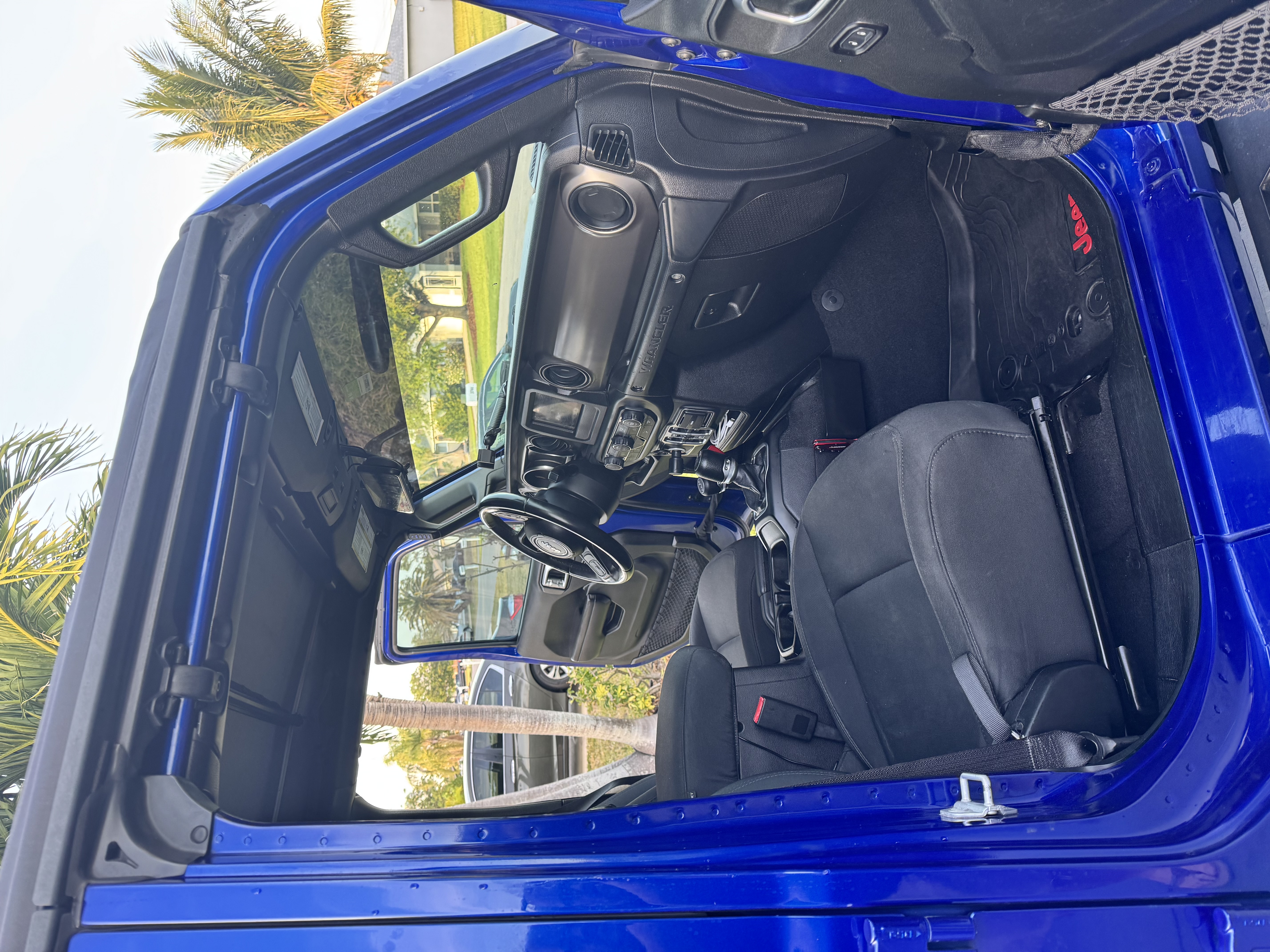 Used 2018 Jeep Wrangler Unlimited Sport S AWD/4WD image 10