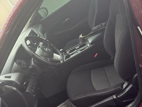 Used 2021 Nissan Sentra SV FWD image 5