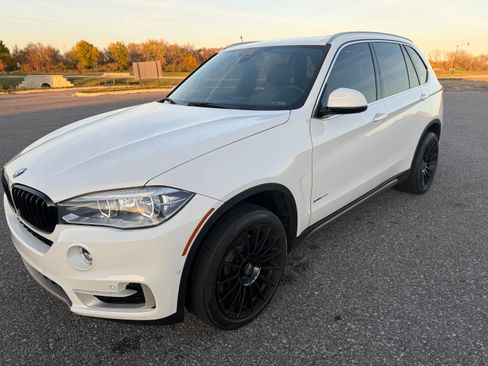 Used 2018 BMW X5 xDrive50i image 2