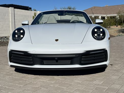 Used 2021 Porsche 911 Carrera S image 8