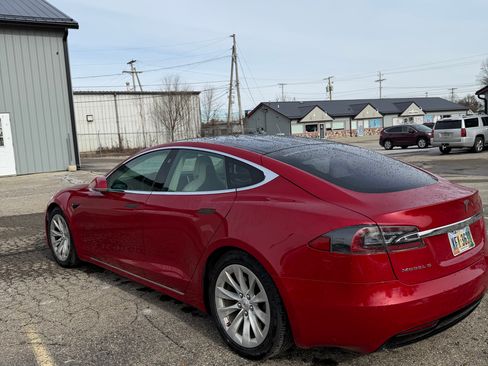 Used 2018 Tesla Model S 75D image 8