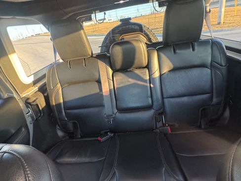 Used 2022 Jeep Wrangler Unlimited Rubicon image 15