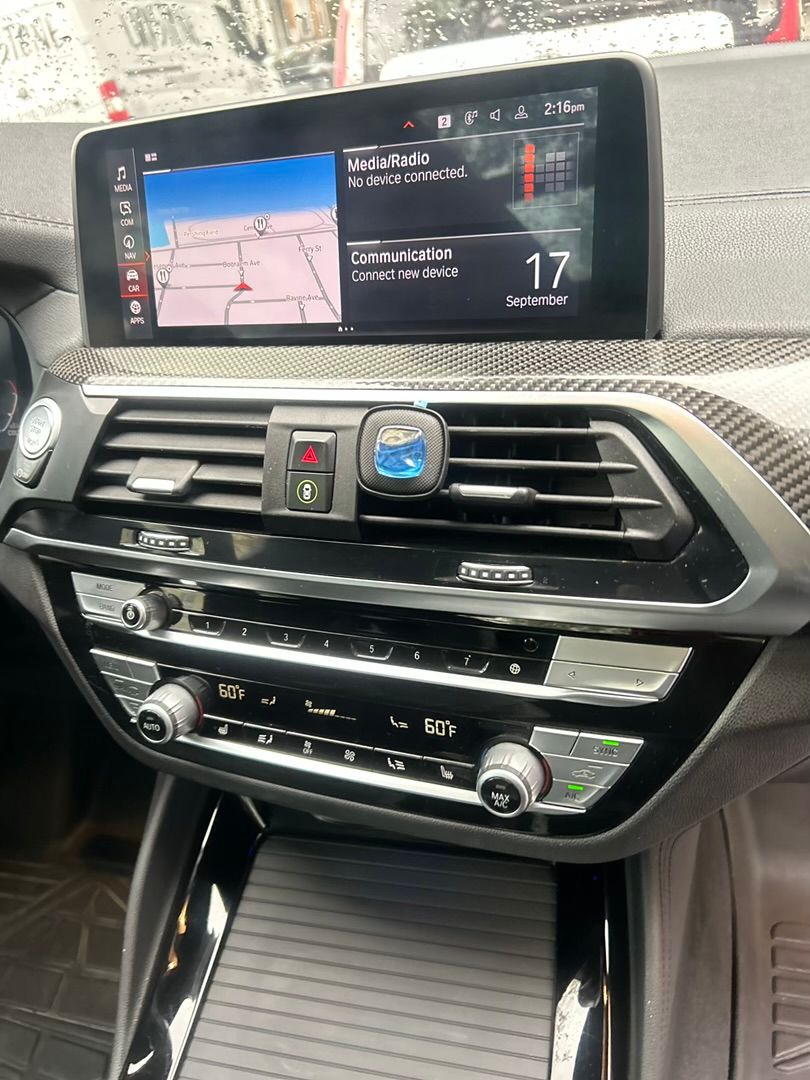 Used 2021 BMW X4 xDrive30i w/ M Sport Package AWD/4WD image 6
