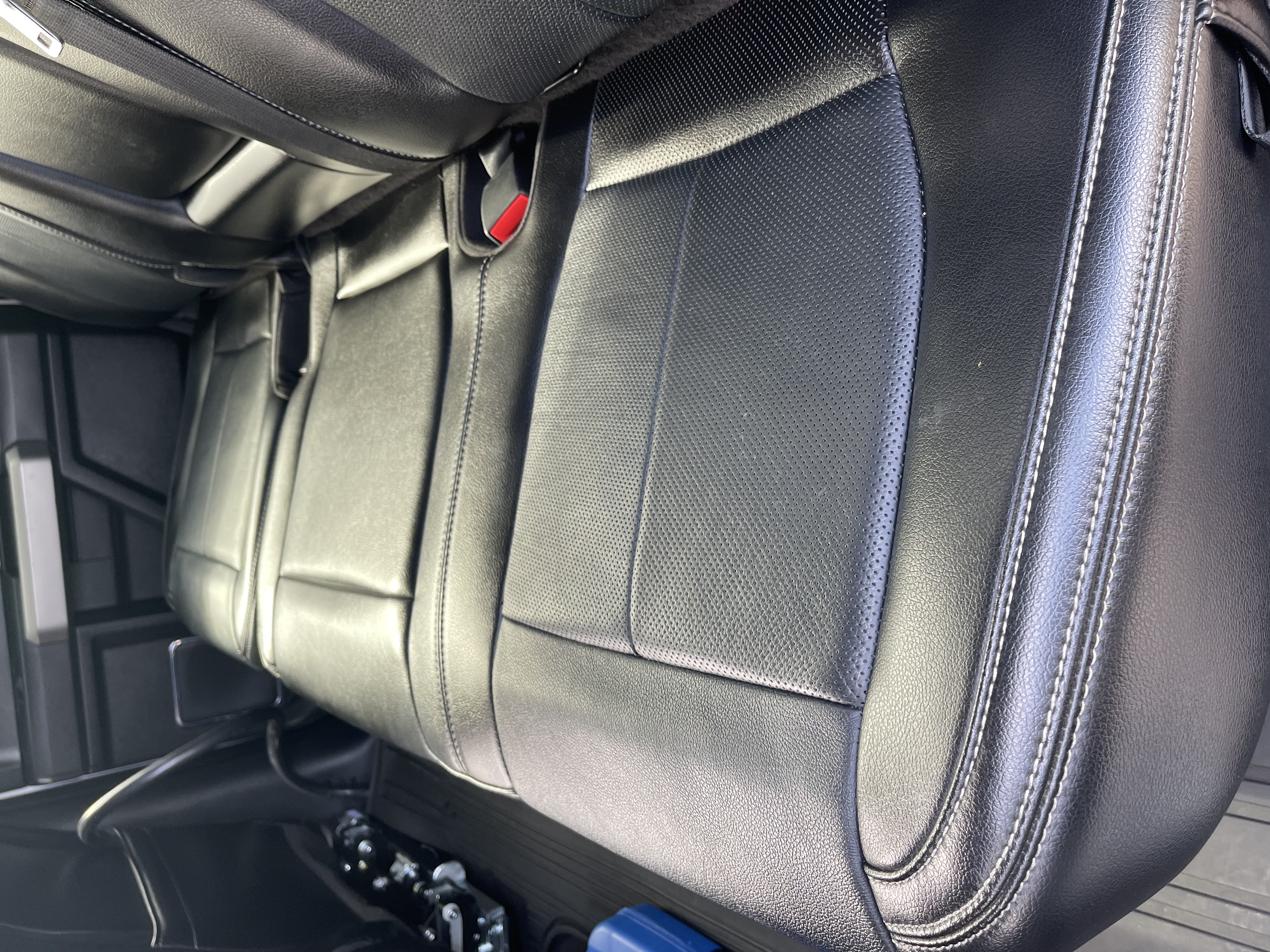Used 2019 Ford F150 Lariat w/ Trailer Tow Package AWD/4WD image 12