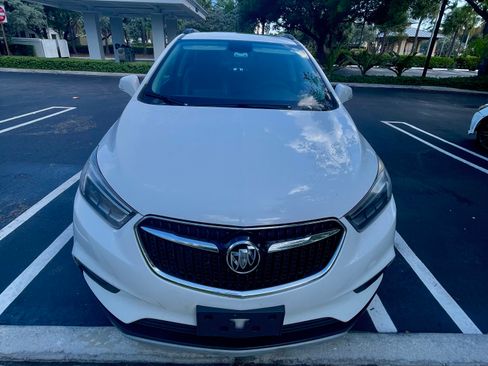 Used 2018 Buick Encore Essence FWD image 15