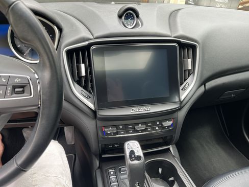 Used 2019 Maserati Ghibli RWD image 9
