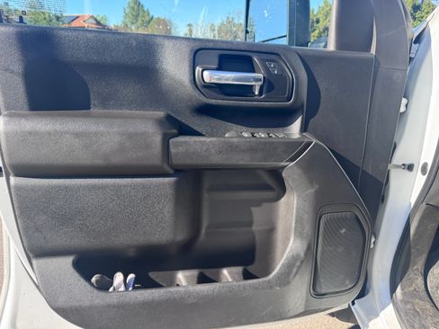 Used 2021 Chevrolet Silverado 2500 W/T image 9