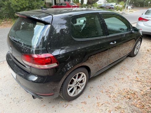 Used 2010 Volkswagen GTI 2.0T 2-Door image 4