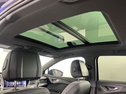 Used 2023 Audi Q4 e-tron Premium w/ Convenience Package image 16