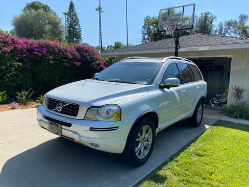 Used 2014 Volvo XC90 3.2 image 12