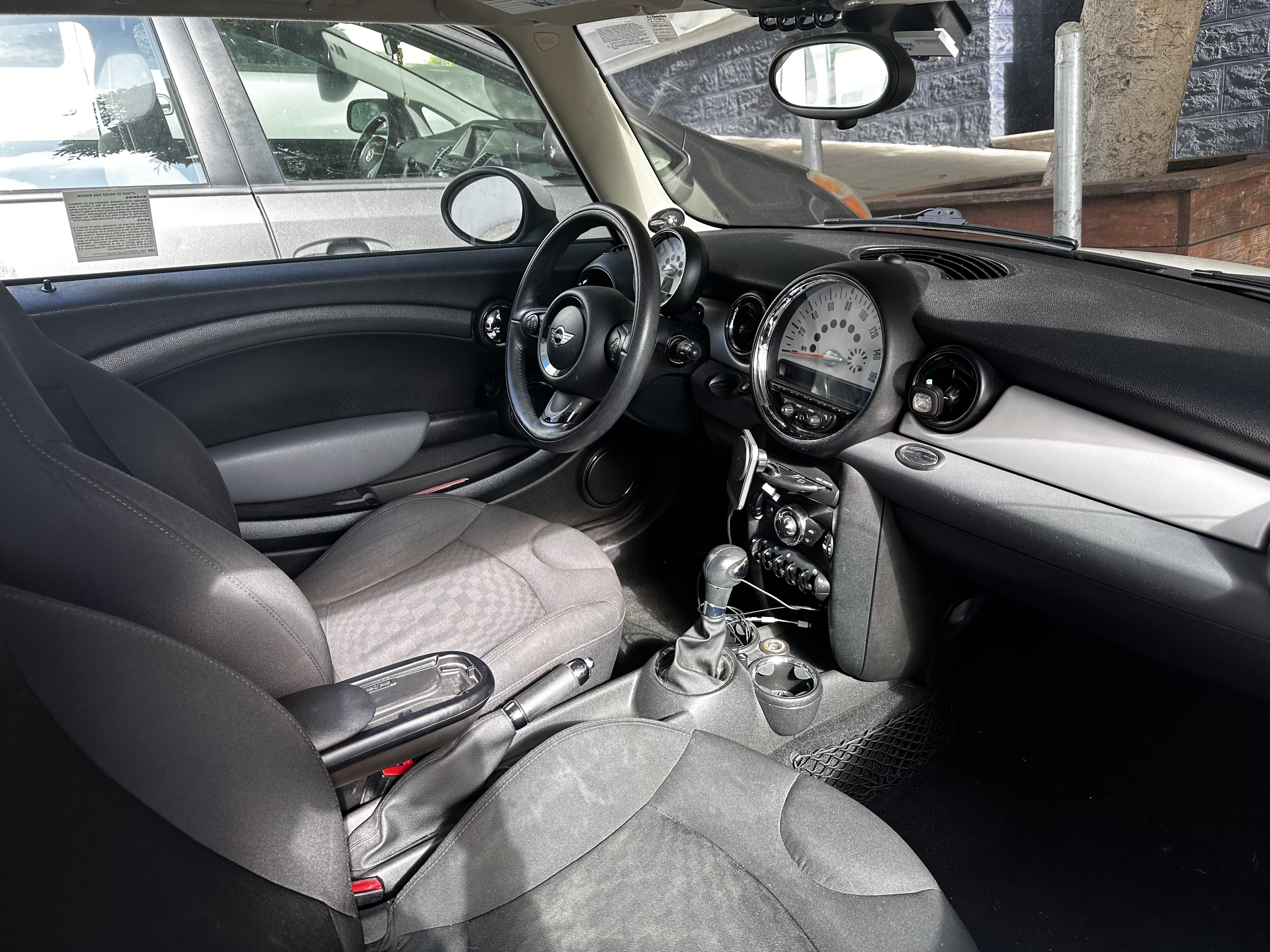 Used 2012 MINI Cooper Hardtop FWD image 6