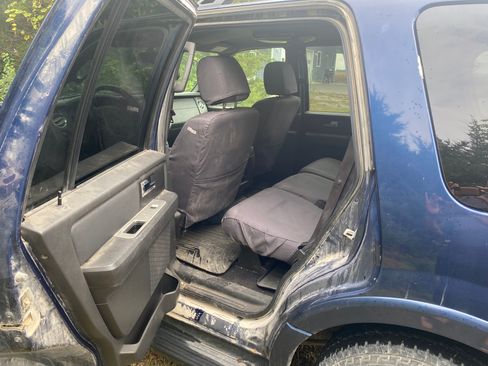 Used 2008 Ford Expedition XLT image 11