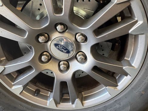 Used 2019 Ford F150 Lariat w/ Equipment Group 501A Mid image 26