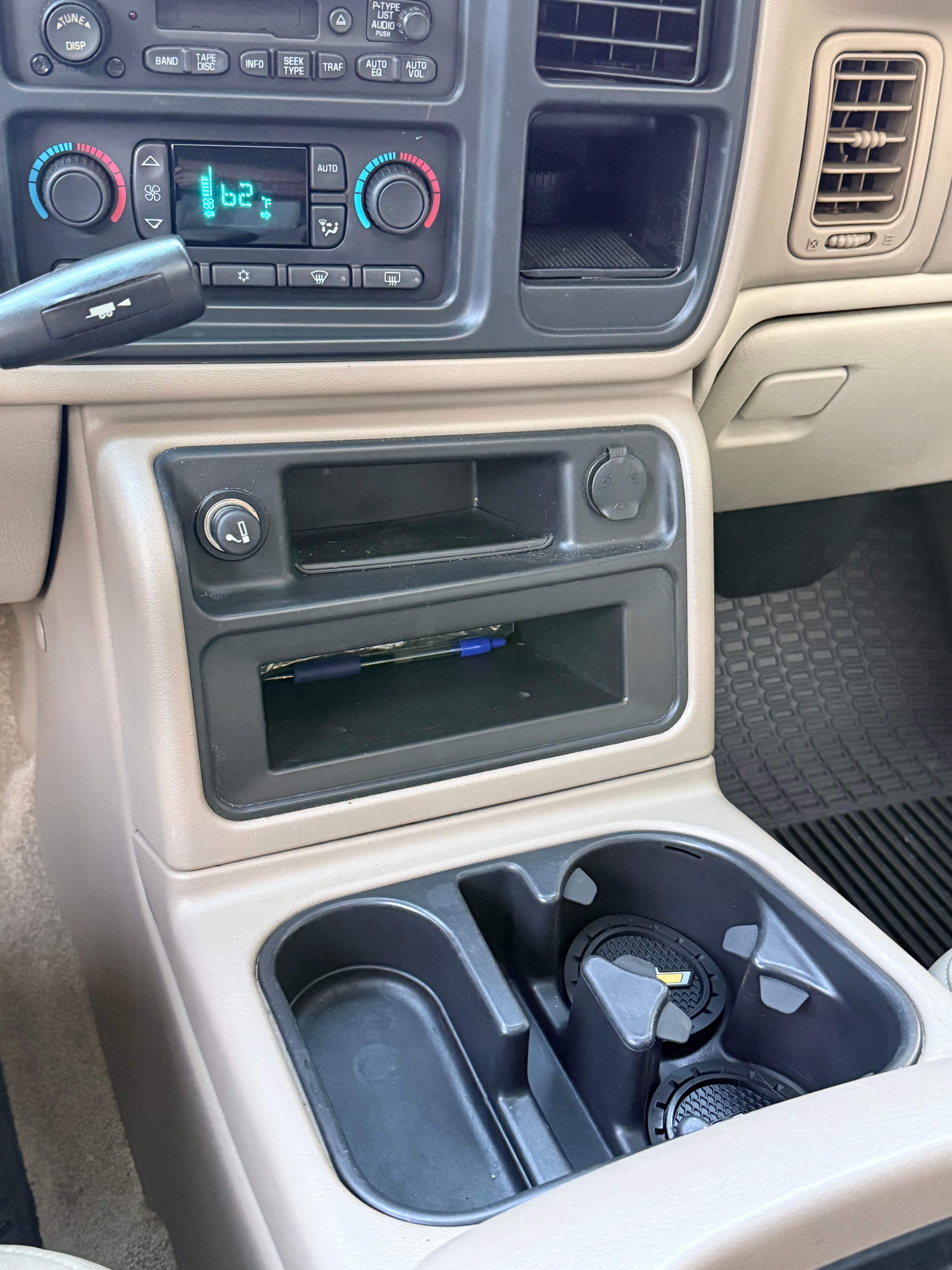 Used 2003 Chevrolet Tahoe Z71 AWD/4WD image 23