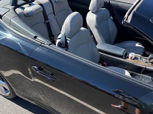 Used 2012 Lexus IS 250C image 10