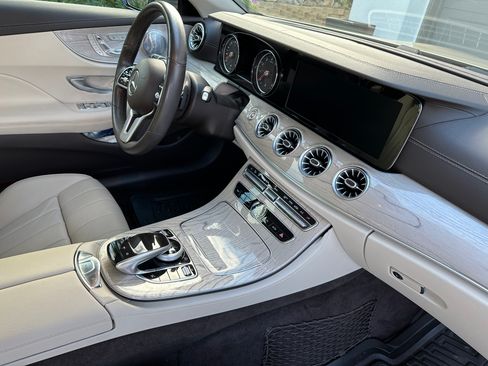 Used 2019 Mercedes-Benz E 450 4MATIC Cabriolet image 6