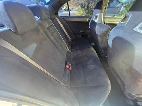 Used 2010 Mitsubishi Lancer Evolution GSR image 10