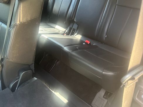 Used 2018 Ford Expedition Max XLT w/ Equipment Group 202A image 9