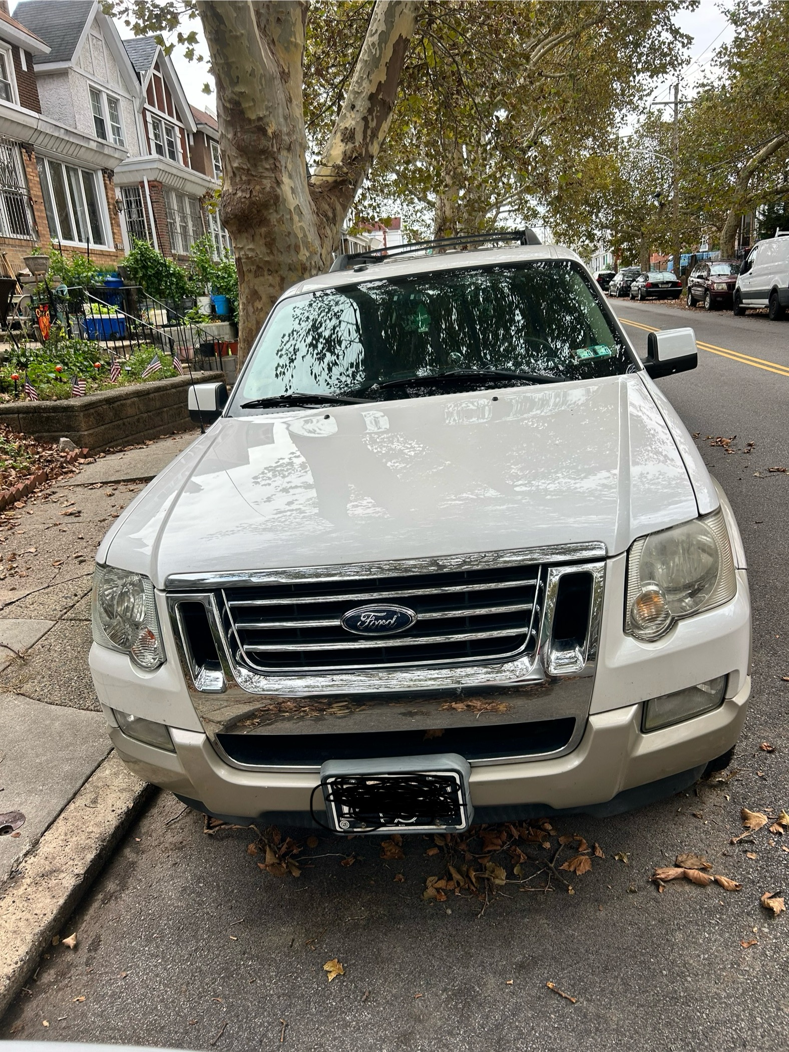 Used 2010 Ford Explorer Eddie Bauer AWD/4WD image 1