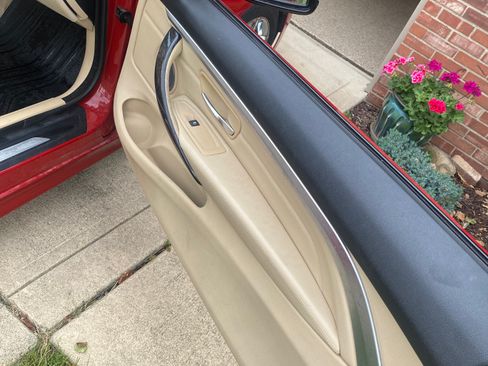Used 2016 BMW 428i Convertible RWD image 12